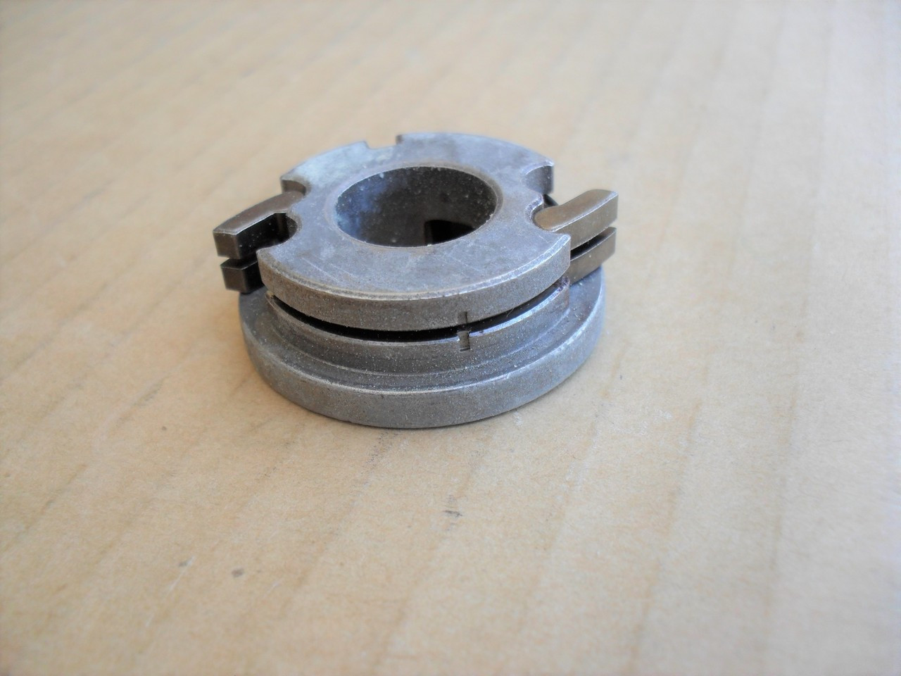 Left Drive Wheel Ratchet Gear for Honda 21" Cut Self Propelled 23520B5803 23520VB5801 23520VB5803 23520-B5-803 23520-VB5-801 23520-VB5-803