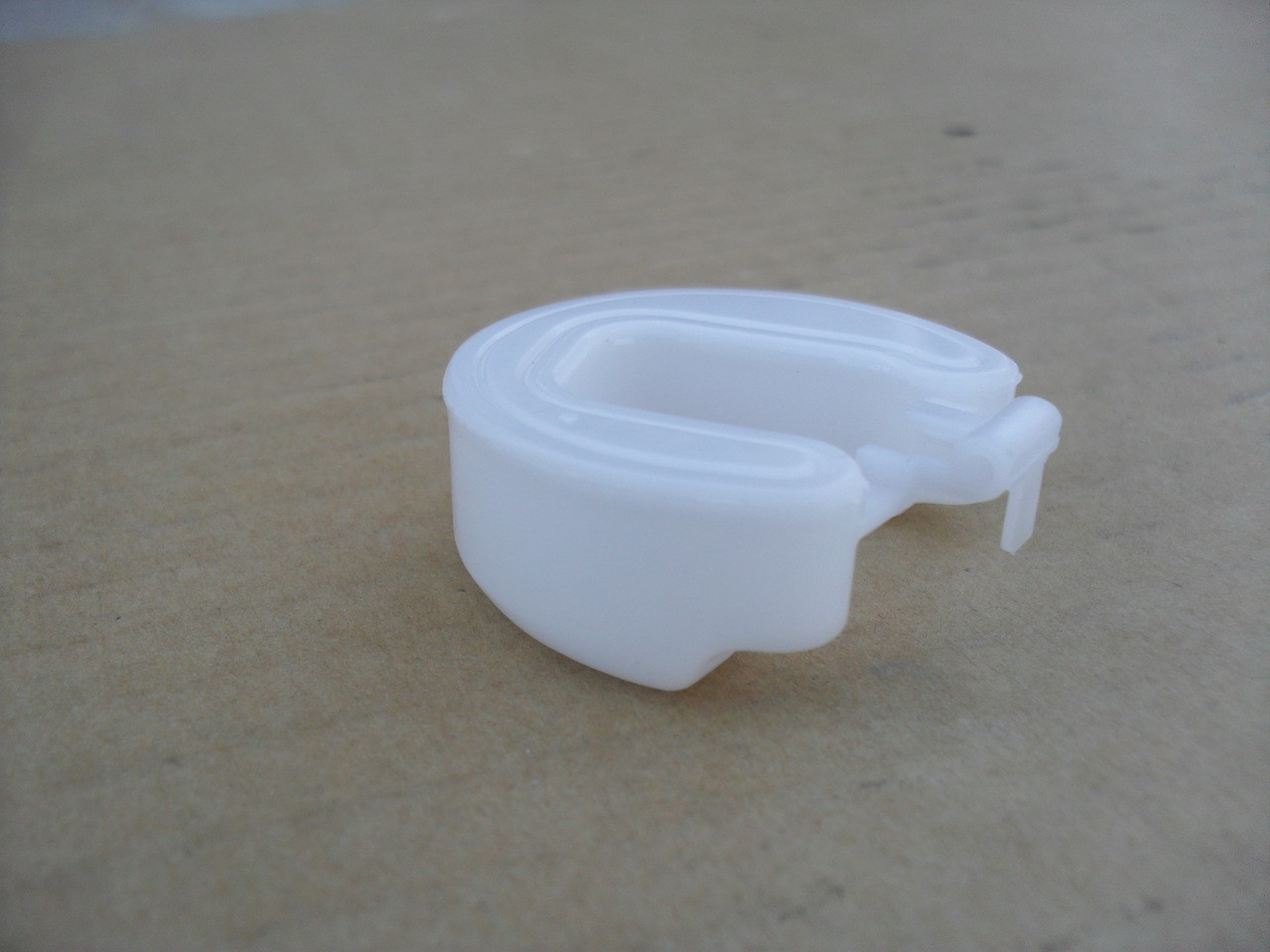 Carburetor Float for Honda G100 G150 G200 G300 GV150 GV200 16013883005 16013ZL1003 16013-883-005 16013-ZL1-003 Includes Pin