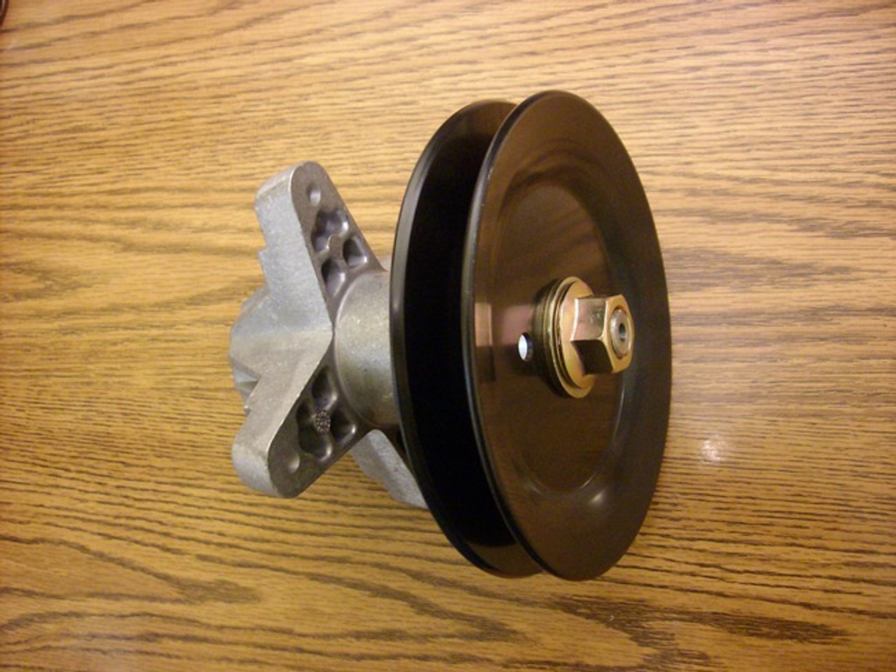 Deck Spindle for MTD 42" Cut 618-0624, 918-0624