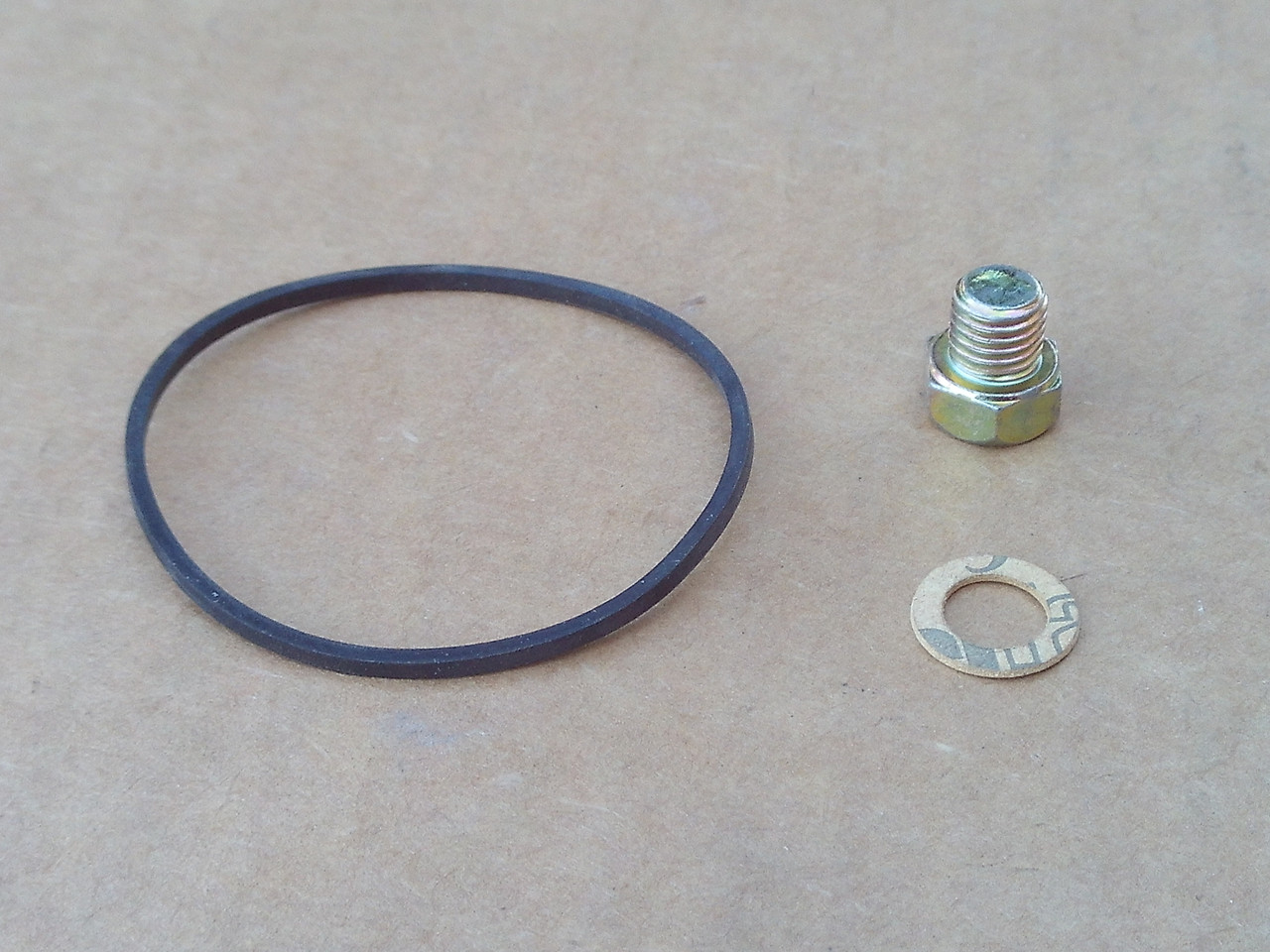 Briggs and Stratton Carburetor Bowl with Gasket & Bolt