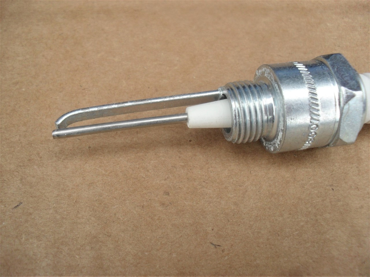 Desa Heater Igniter Spark Plug HA3012, M109622, PP211, M109622 for