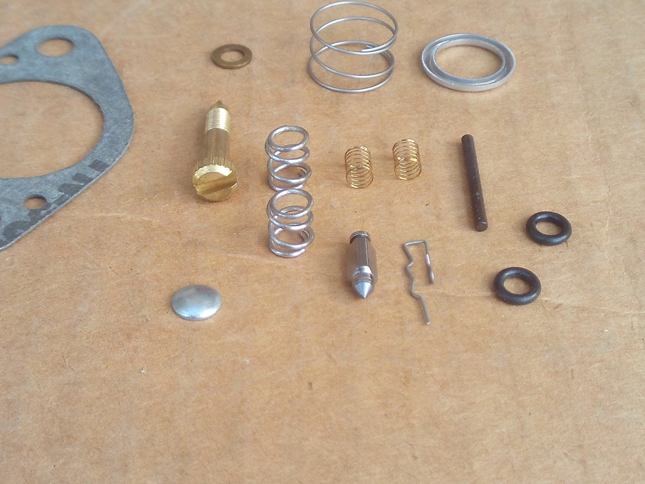 Carburetor Rebuild Kit for Briggs and Stratton 393301, 394502, 491539, 694056, 16, 18 HP &
