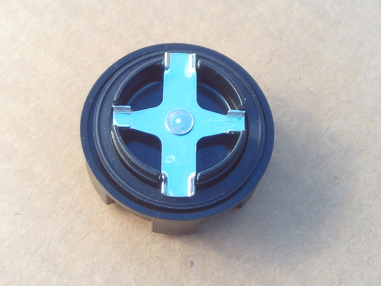 Gas Fuel Cap for Briggs and Stratton 490075, 494559 Craftsman, Cub Cadet, Mclane, MTD, Toro lawn mower, Roto Tiller &