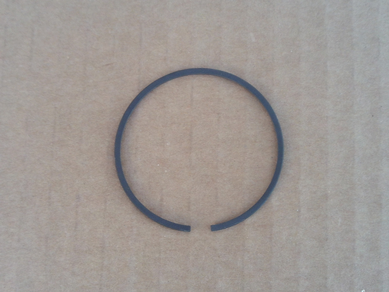 Piston Ring for Husqvarna 261, 262, 362, 365, 61, 501511201, 501511203, 503289015 chainsaw