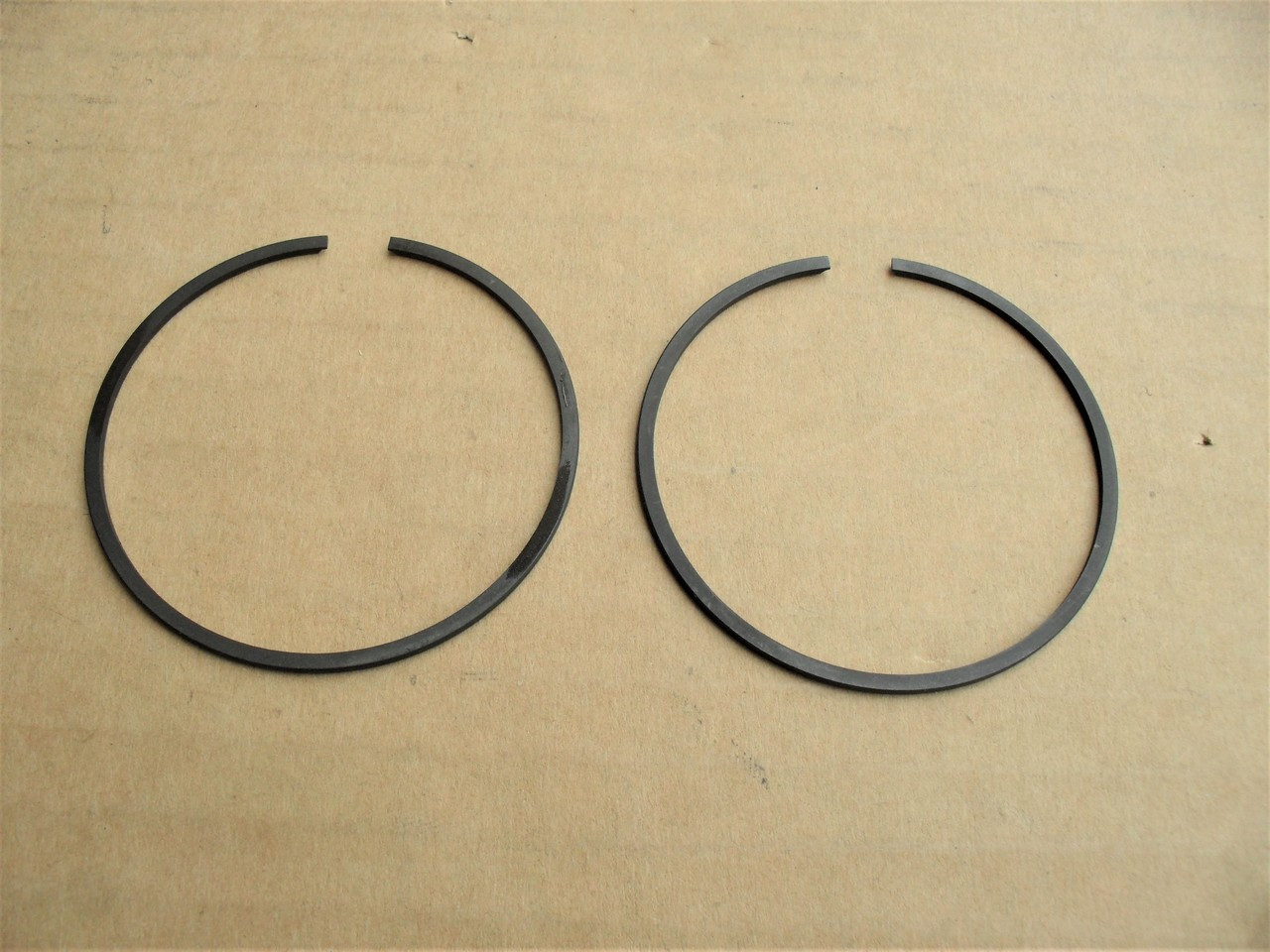 Piston Rings for Husqvarna 570, 575 XP, 579 XP chainsaw, K750, K760 cutoff saw 503289047, 522990101