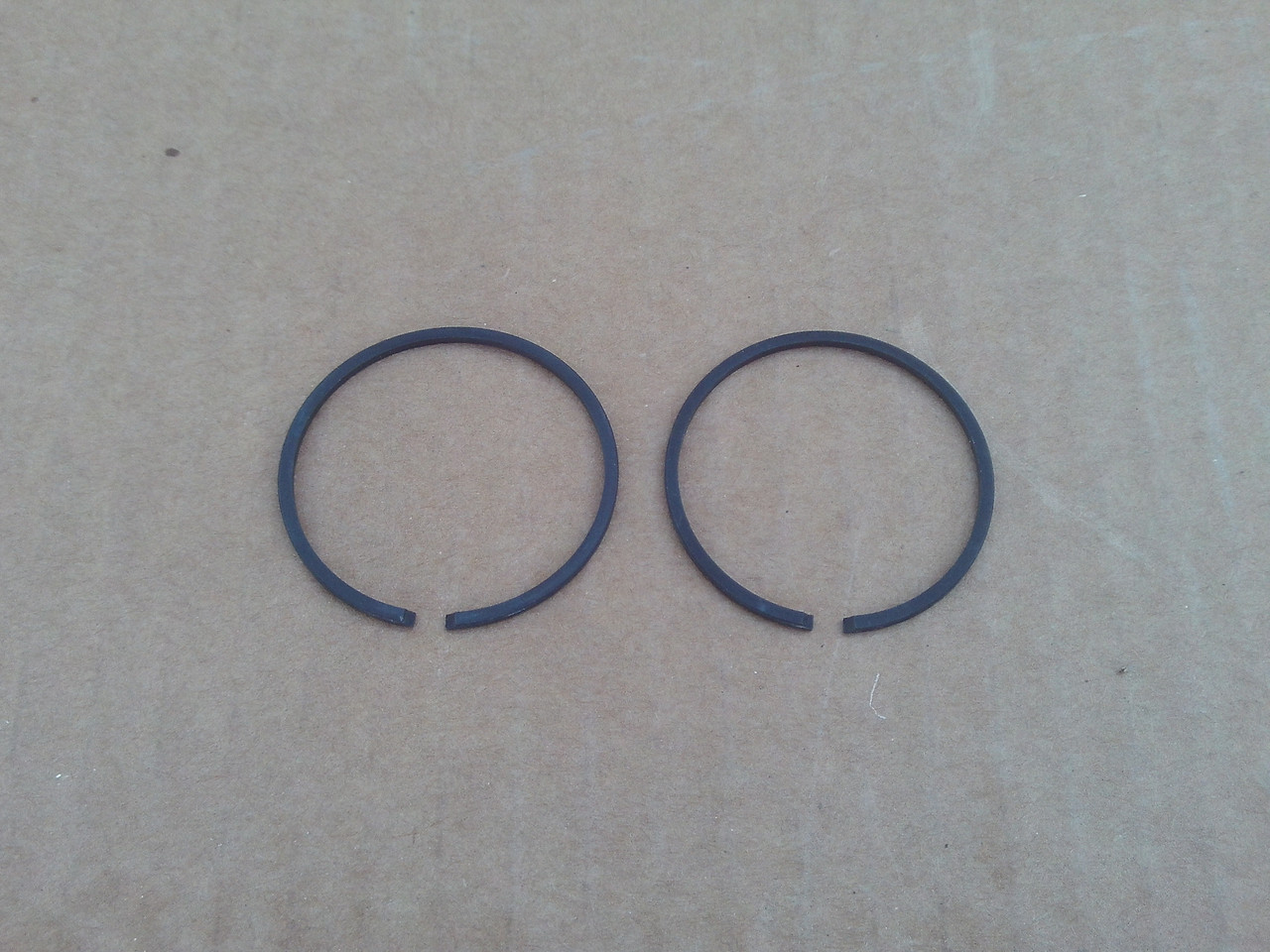 Piston Rings for Stihl 020, 020T, MS200, MS200T, 11140343001, 1114 034 3001 Chainsaw, chain saw