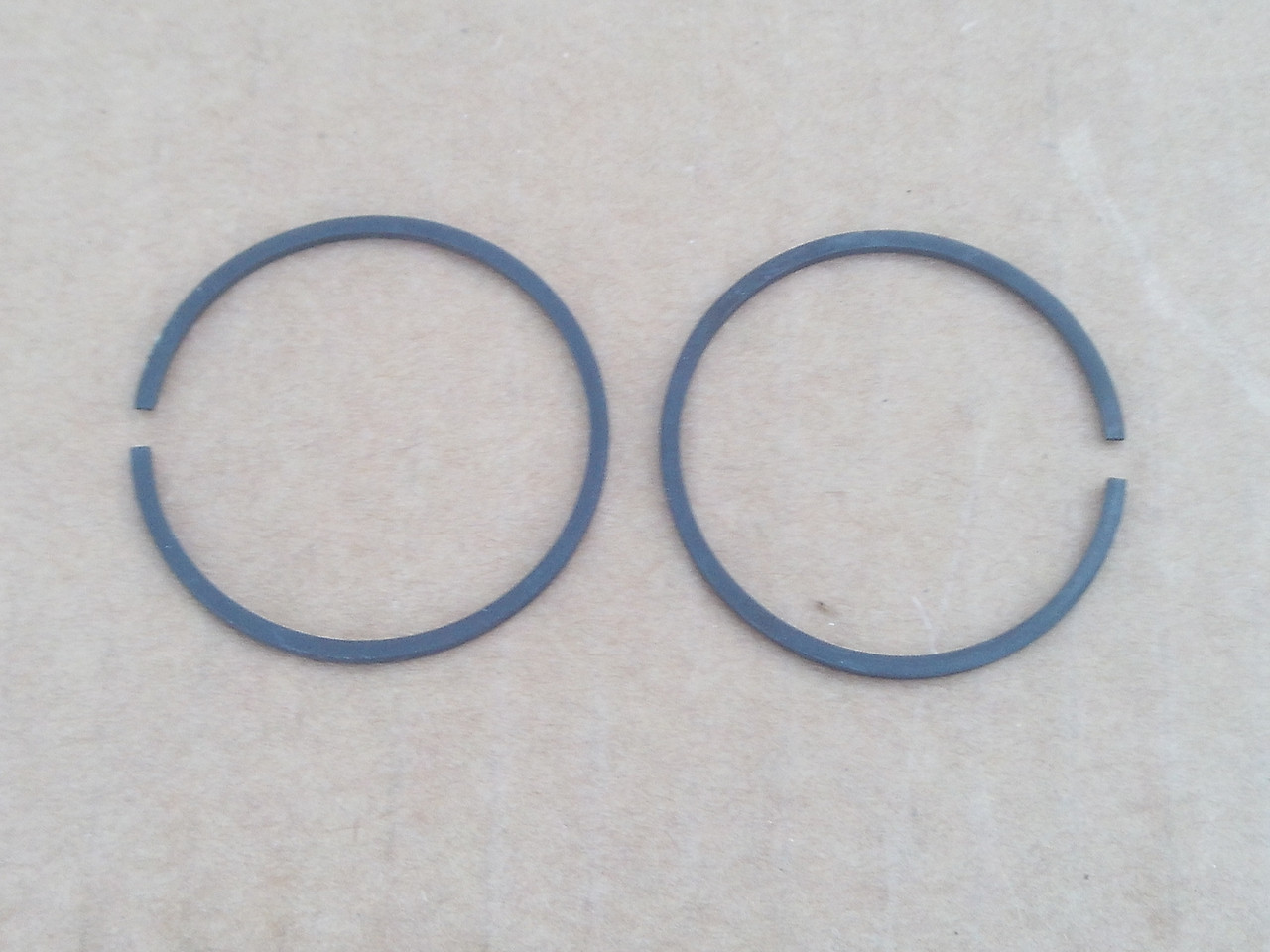 Piston Rings for Stihl 020, 020T, MS200, MS200T, 11140343001, 1114 034 3001 Chainsaw, chain saw