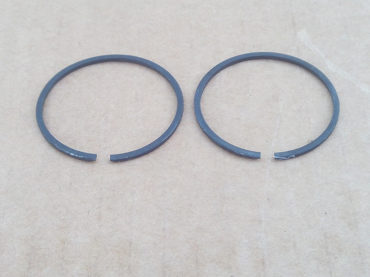 Piston Rings for Stihl 020, 020T, MS200, MS200T, 11140343001, 1114 034 3001 Chainsaw, chain saw