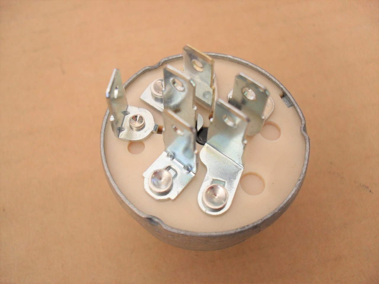 Ignition Starter Switch for Worldlawn 5208003 World Lawn