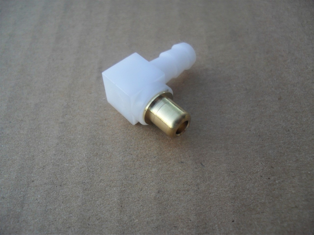 Briggs and Stratton Carburetor Elbow Connector 692317 494451 493496 for Fuel Line Hose &