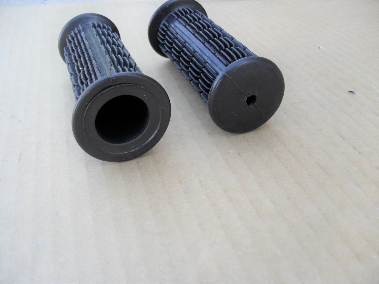 Handle Bar Grips Deluxe 1" Rubber Lawn Mower 2348 Grip Set of 2