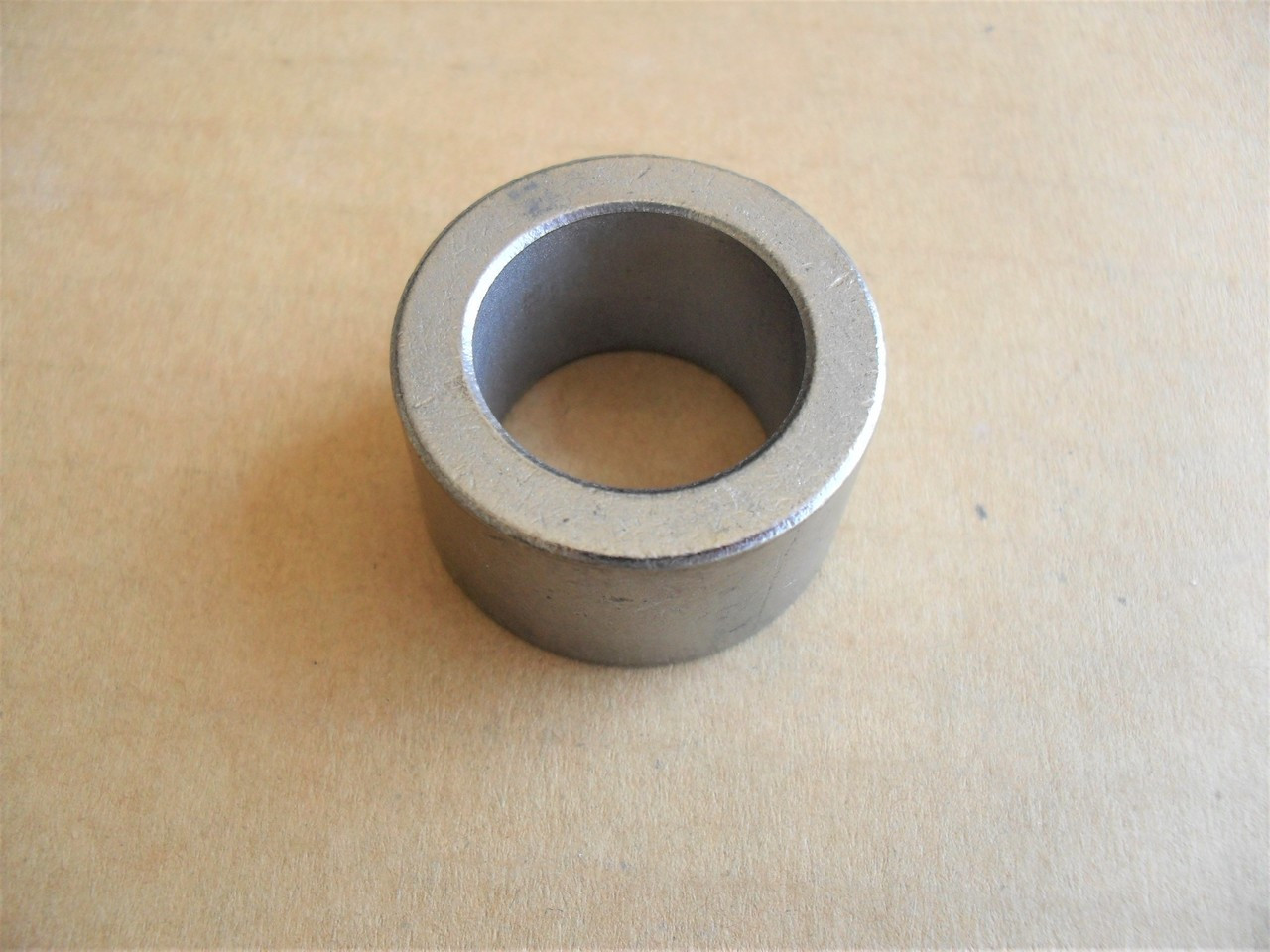 Wheel Bearing Spacer Bushing for Toro Z, 597, Z Master 1633581, 633581, 1-633581