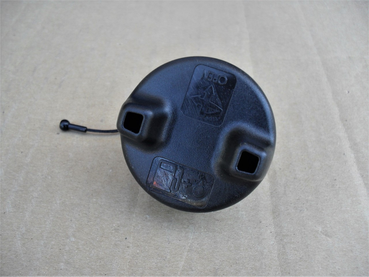 Gas Fuel Cap for Stihl BR350, BR430, GS461, SR430, SR450, TS350, TS410, TS420, TS480i, TS500i, TS700, TS800, 00003500514, 0000 350 0514