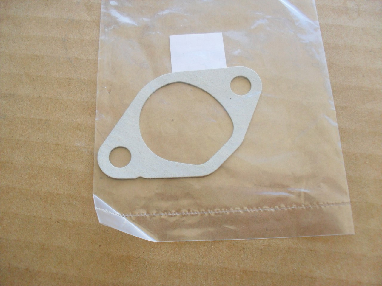 thumbnail interactive-video image 1 of Carburetor Fuel Line Filter Gasket Set For Subaru Robin EX27 EX30 Engines 1 of 4