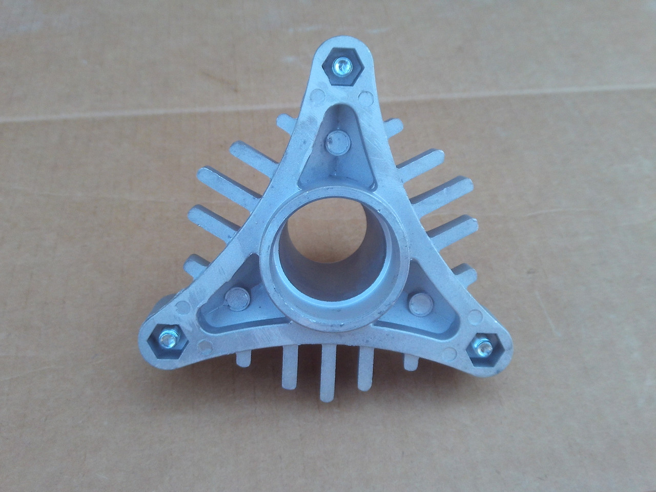 Deck Spindle Housing for Husqvarna GT200 GTH200 YTH180 YTH2046A 44" 46" 50" Cut 532137152 532 13 71-52