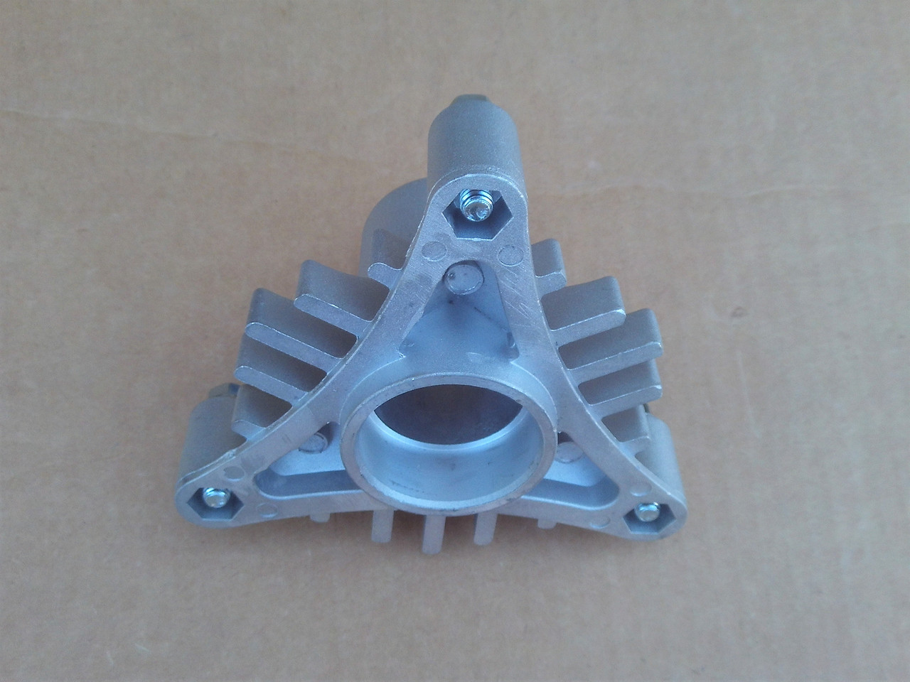Deck Spindle Housing for Husqvarna GT200 GTH200 YTH180 YTH2046A 44" 46" 50" Cut 532137152 532 13 71-52
