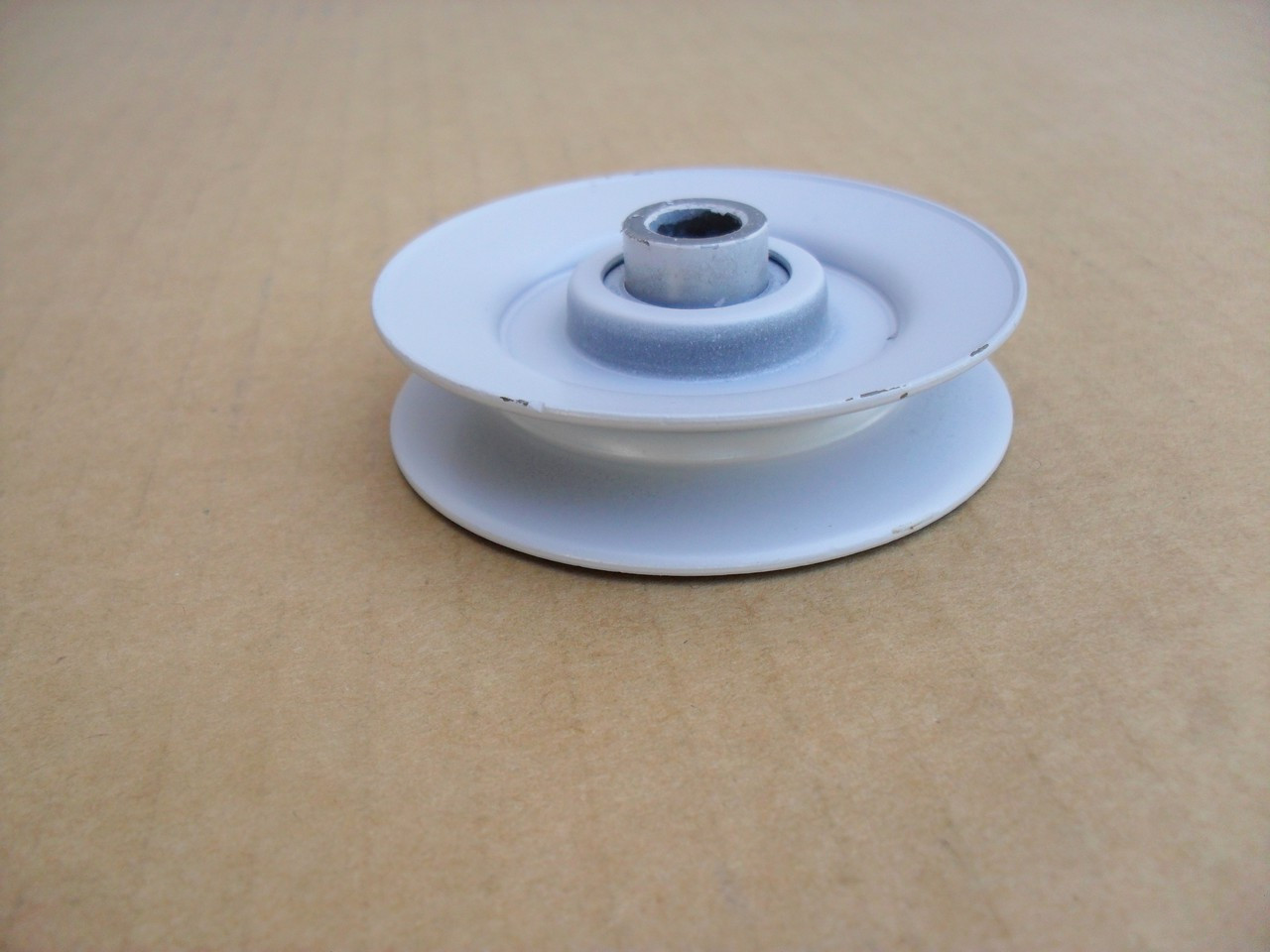 Idler Pulley for Murray 47781 48881 53243 Height: 5/8" ID: 3/8" OD: 2-5/8"