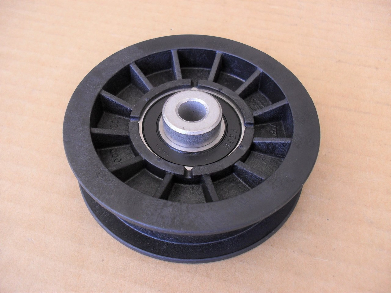 Idler Pulley for Bluebird, 539110311 539-110311 ID: 3/8" OD: 3-1/2" Height: 1"