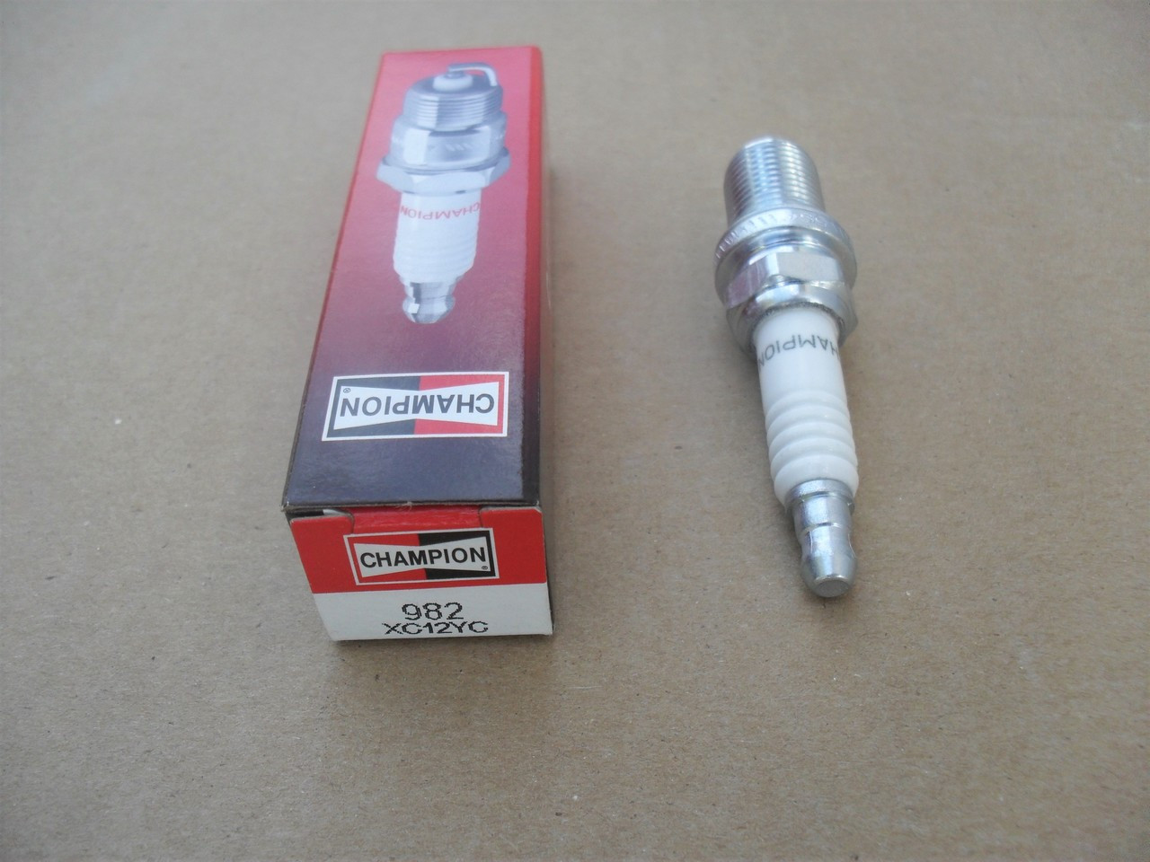 Spark Plug for John Deere MIU11020, MIU11299