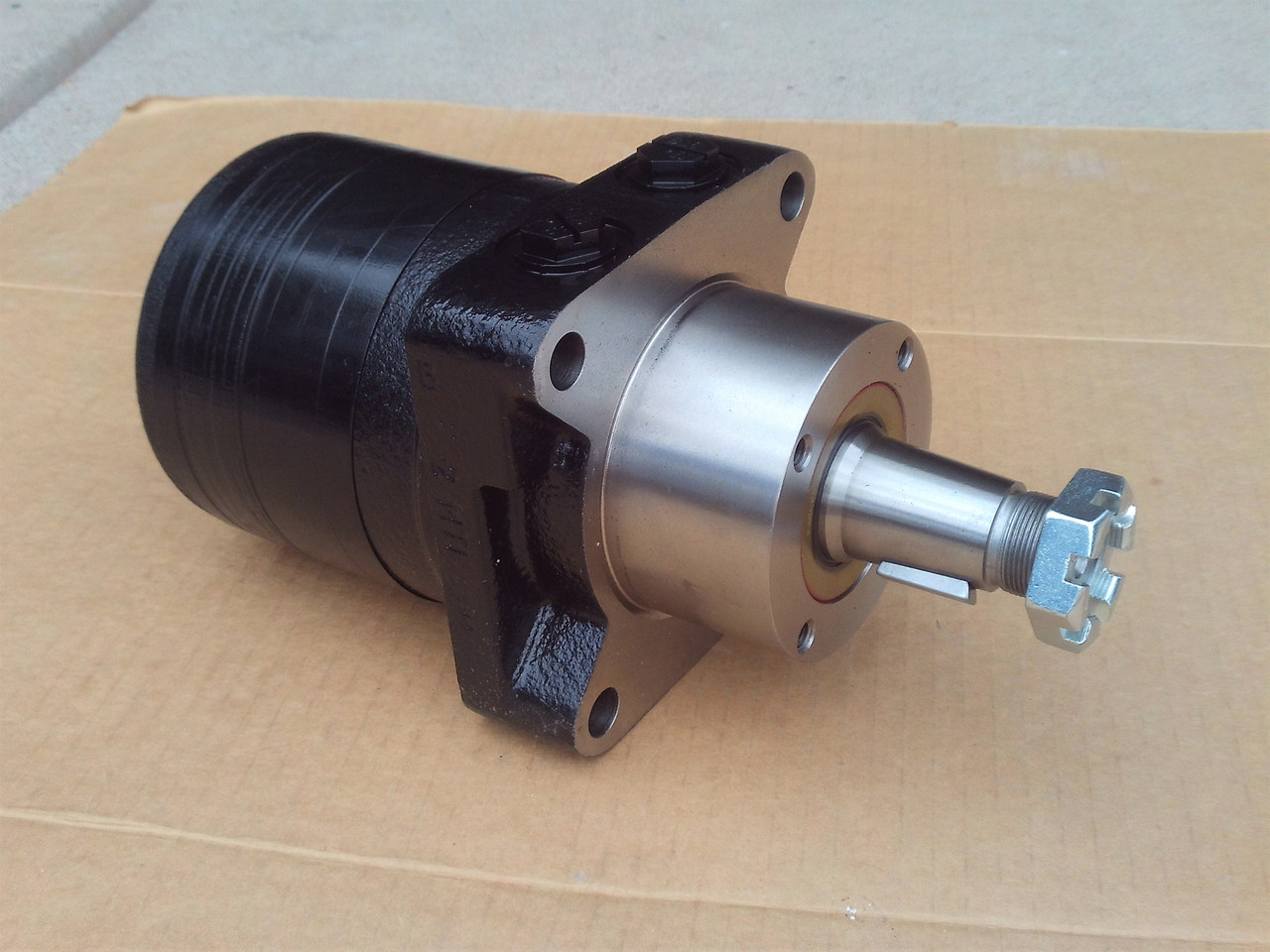 Wheel Hydro Motor for Great Dane GDA10100