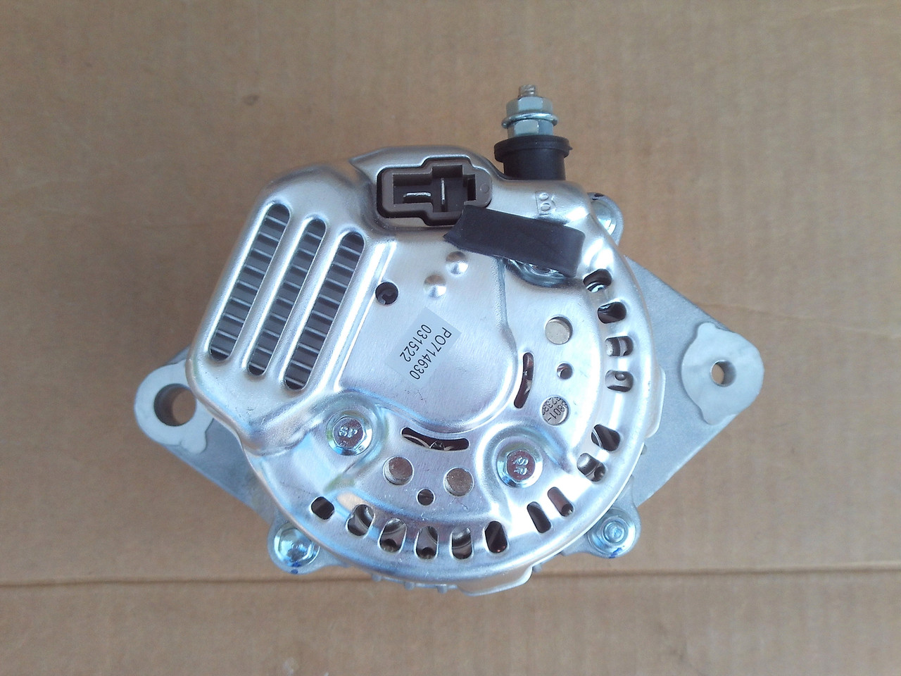 Alternator for Kubota B2650, B3000, B3000HSDC, B300HSDCC, B3030HSDC, B3030HSDC, RTVX1120D, RTVX900, RTV1140, RTV1140CPX, RTV1140CPXR, K756161910, K756161911, K756161913, K756161914, K7561-61910, K7561-61911, K7561-61913, K7561-61914