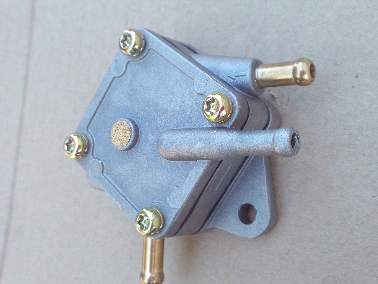 Fuel Pump for Briggs and Stratton, Mikuni 491922, 692313, 808656