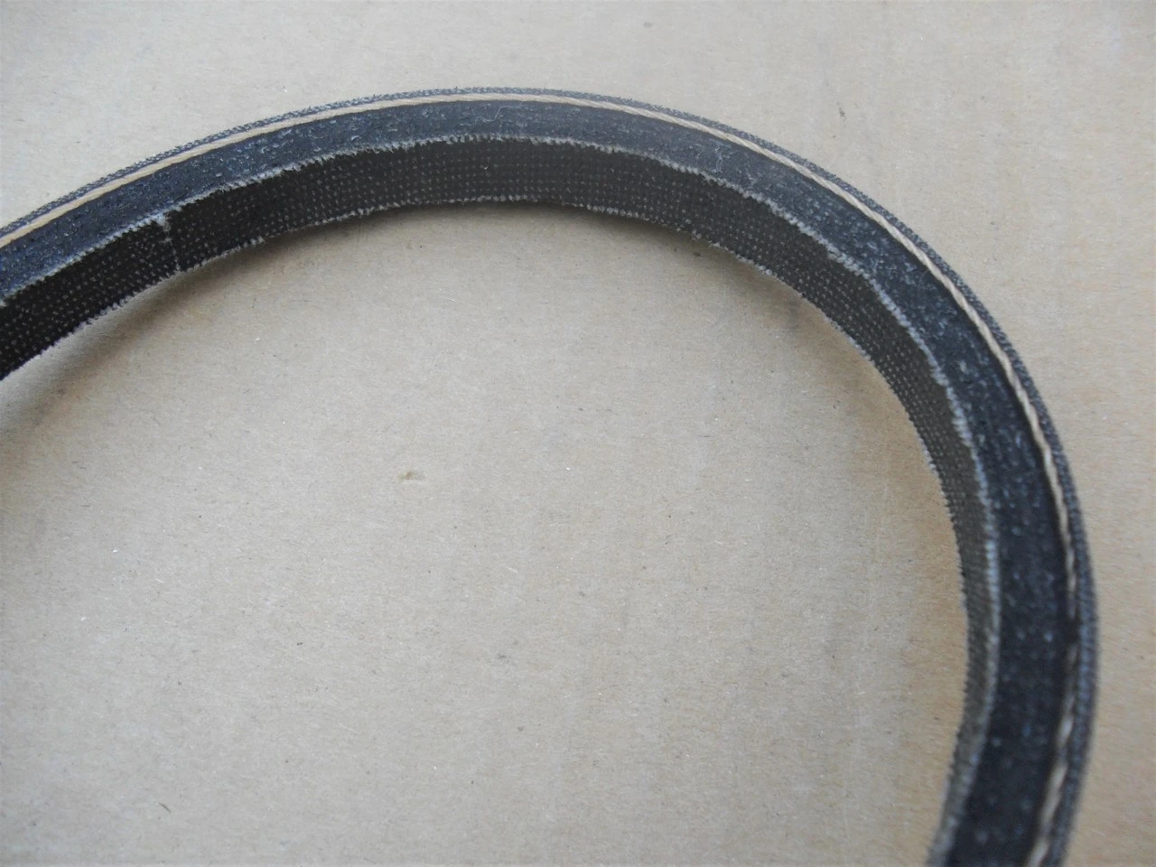 Fan Belt for John Deere M801821 25 30 790 2027R 2520 3005 3032E 3036E 3038E 3325 3365 675 675B 4475 5575 1600 1620