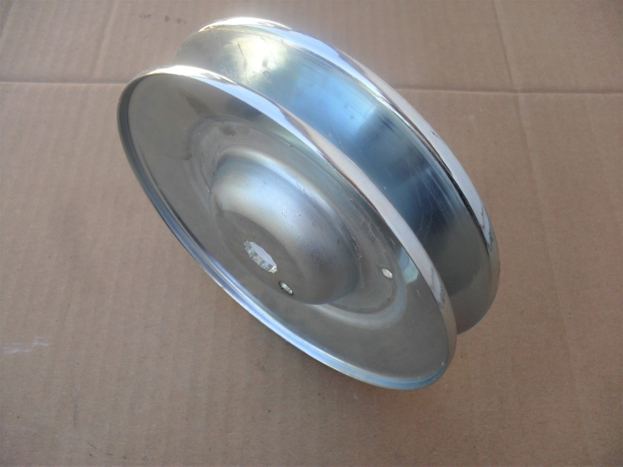 Deck Spindle Pulley for Murray 52" Cut 690444MA, 690444 