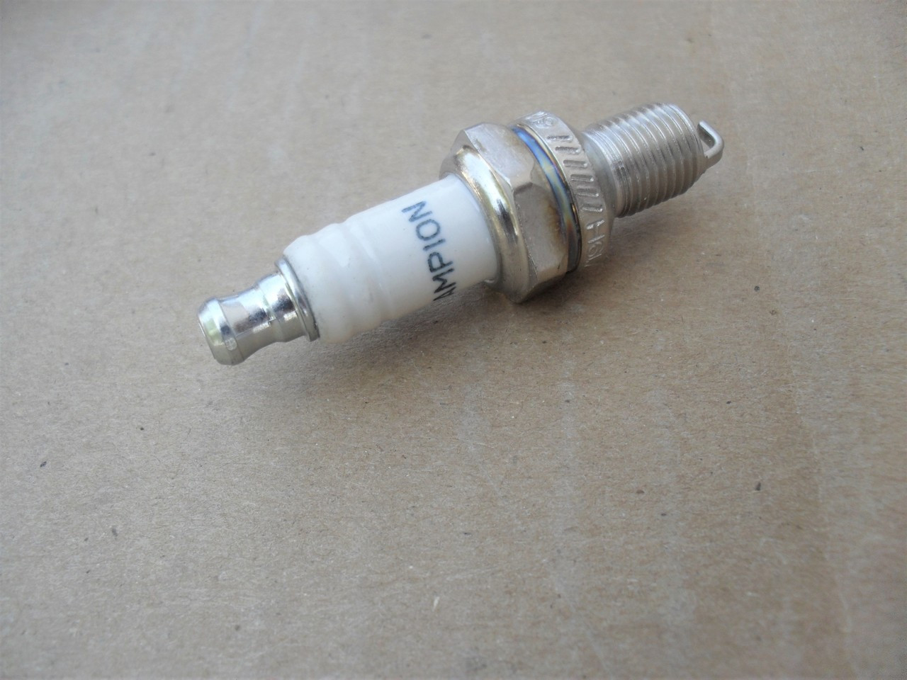 Spark Plug for Cub Cadet BP226, BB227, BC490, BC509, BV428, CC148, CC330, 753-05255, 791-180852, 791-180852B, 794-00043 