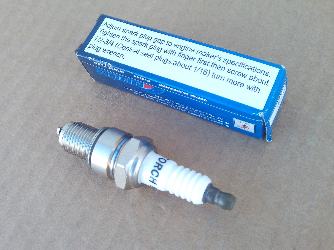 Spark Plug for Toro 1191901, 813250, 119-1901, 81-3250