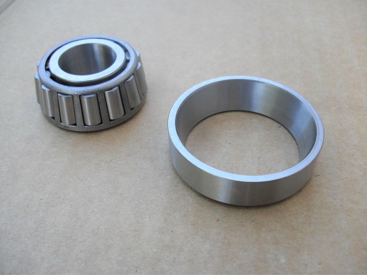 Bearing and Race for Gravely 018445, 018446, 05404400, 05404500