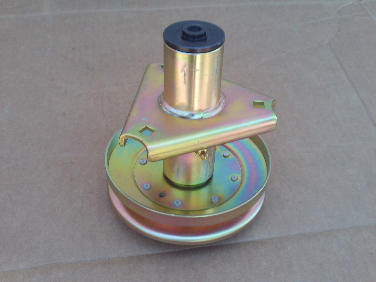 Deck Spindle for John Deere LT133, LT150, LT155, LT160, LT166, LT180