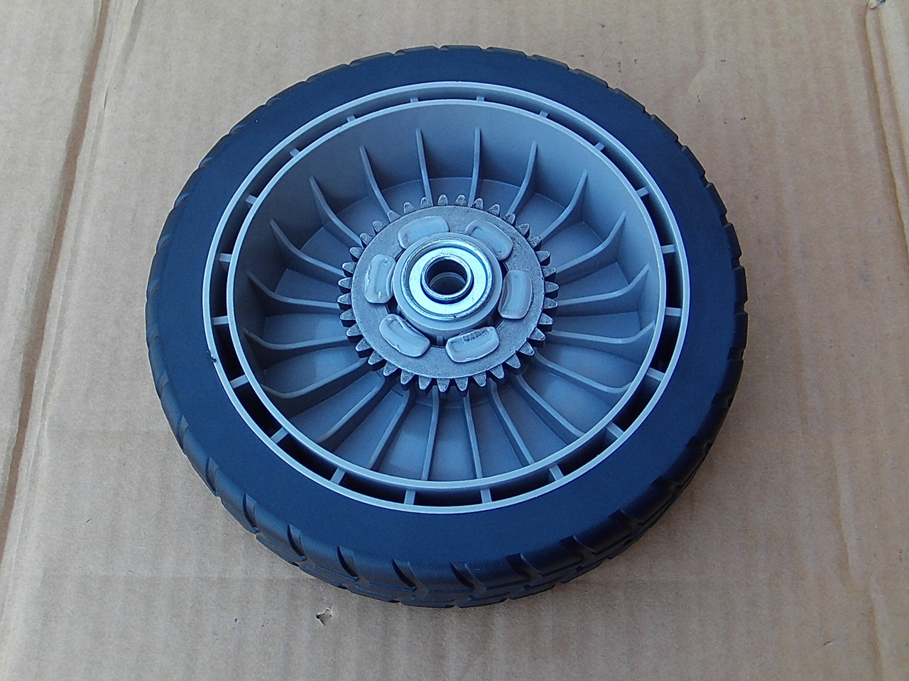 Drive Wheel for Honda HRR216K6 VKAA HRR216K7 VKAA HRR216K8 VKAA HRR216K8 VYAA HRR216K9 VKAA HRR216K9 VLAA HRR216K9 VYAA HRS216K5 SKAA 42710VE2M01ZE 42710VE2M02ZE 42710-VE2-M01ZE 42710-VE2-M02ZE