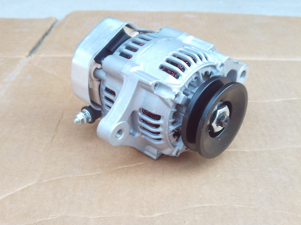 Alternator for Denso 0210800810, 1012111100, 021080-0810, 101211-1100