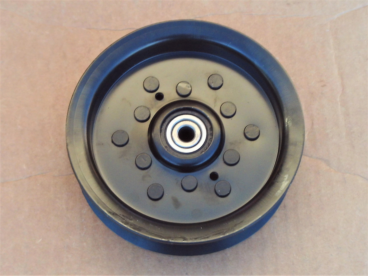 Idler Pulley for Husqvarna 196106 197379 532196106 532197379 Height: 2" ID: 3/8" OD: 5-3/8"