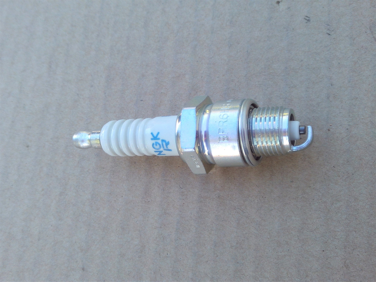 Spark plug for Honda 9807656917 98076-56917
