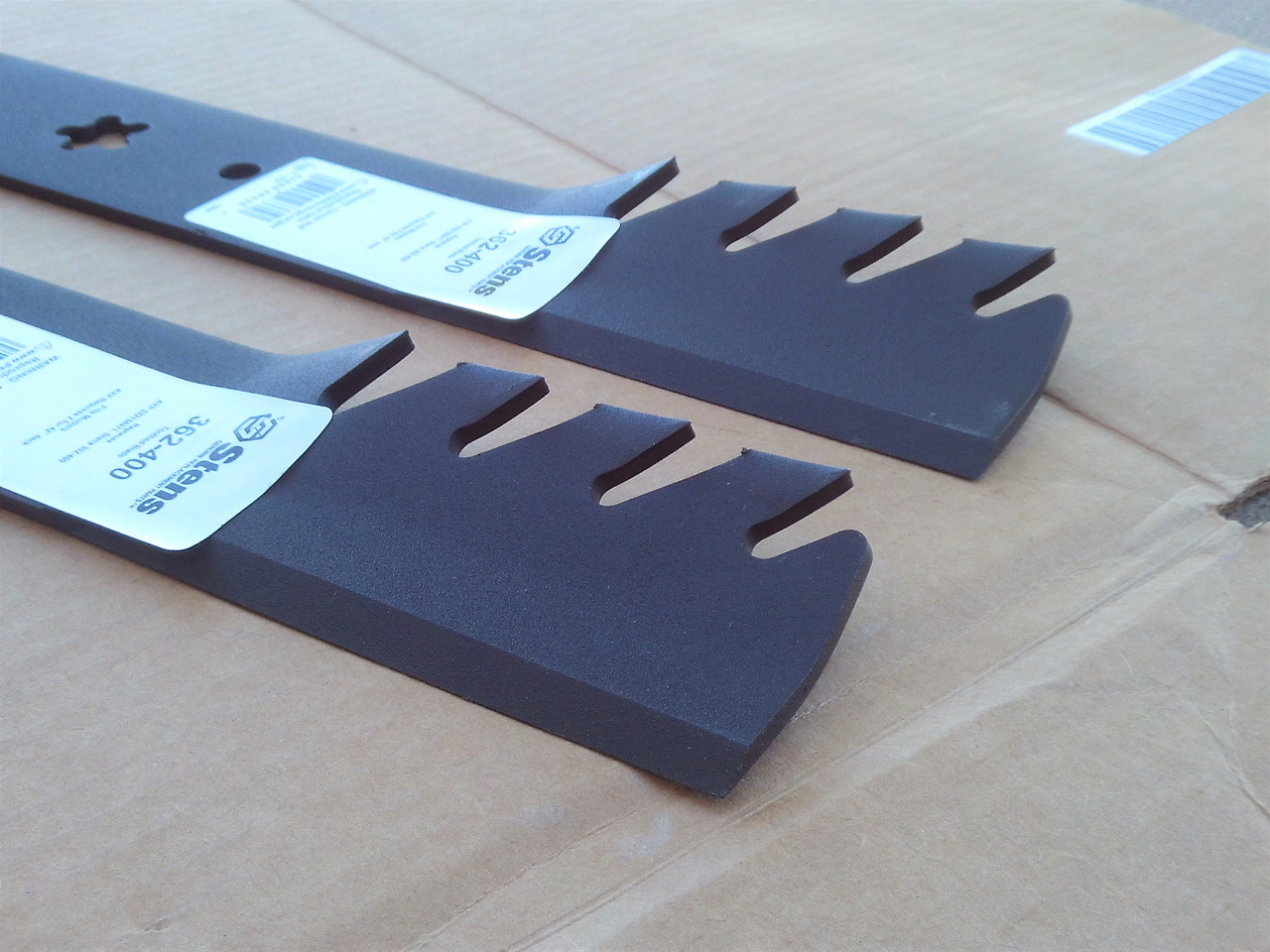 Mulching Blades for Ariens 42" Cut 21546095