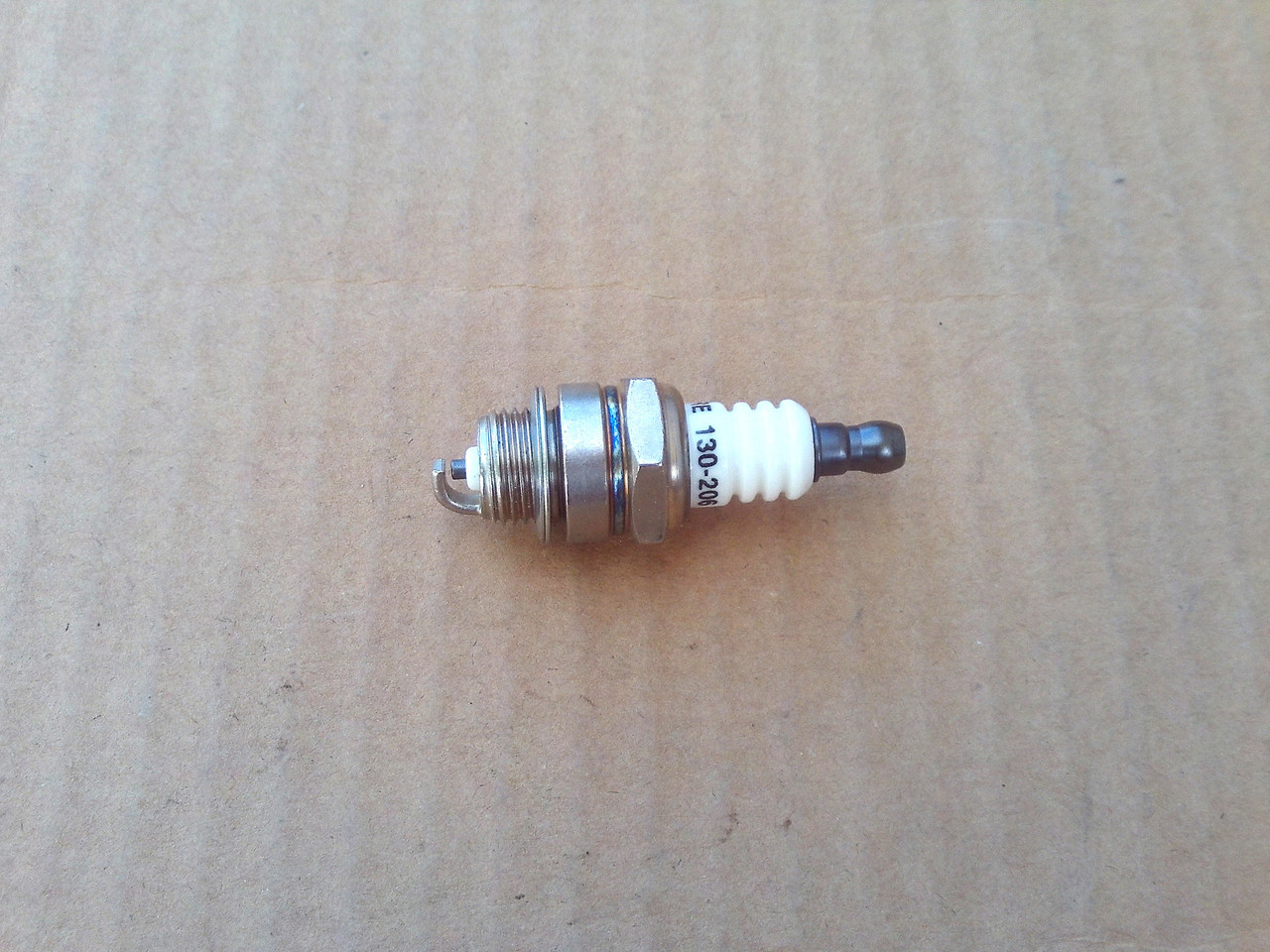 Spark Plug for Husqvarna 125BT 154 16H 16R 181 22R 234 238 24H 24R 503235011 952030150