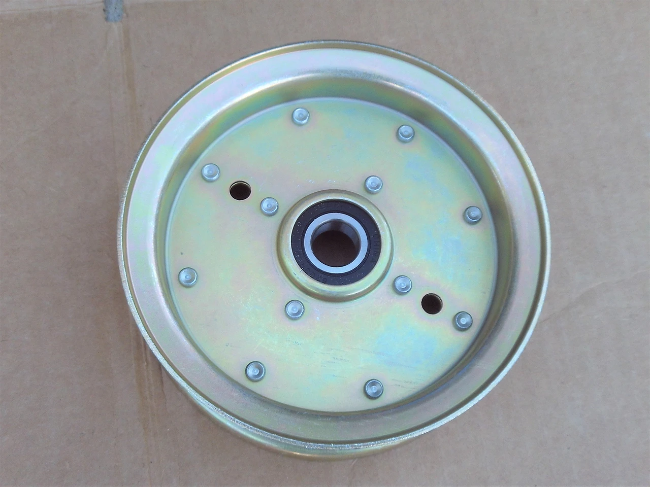 Deck Idler Pulley for Husqvarna EZ4220 EZ4822 EZ4824 EZ4824BF EZ4824CA EZ5224 EZ5225 EZ5226 EZC4824 EZC4824BF FD61M GT52XLS GTH24V52LS GTH27V48LS 539112196 539131148 539132728 589766101 589766102 ID: 5/8" OD: 5-7/8" Height: 2"