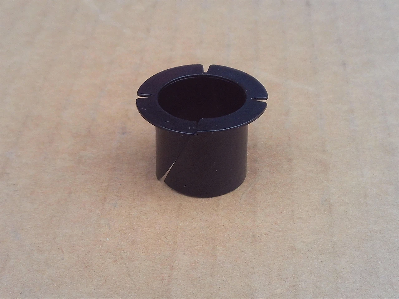 Steering Column Bushing for Husqvarna LT125 YT120 YT125 YT140H YT161H YTH112014 532003366 532124895 532124937 ID: 3/4" Length: 13/16" OD: 13/16" bearing