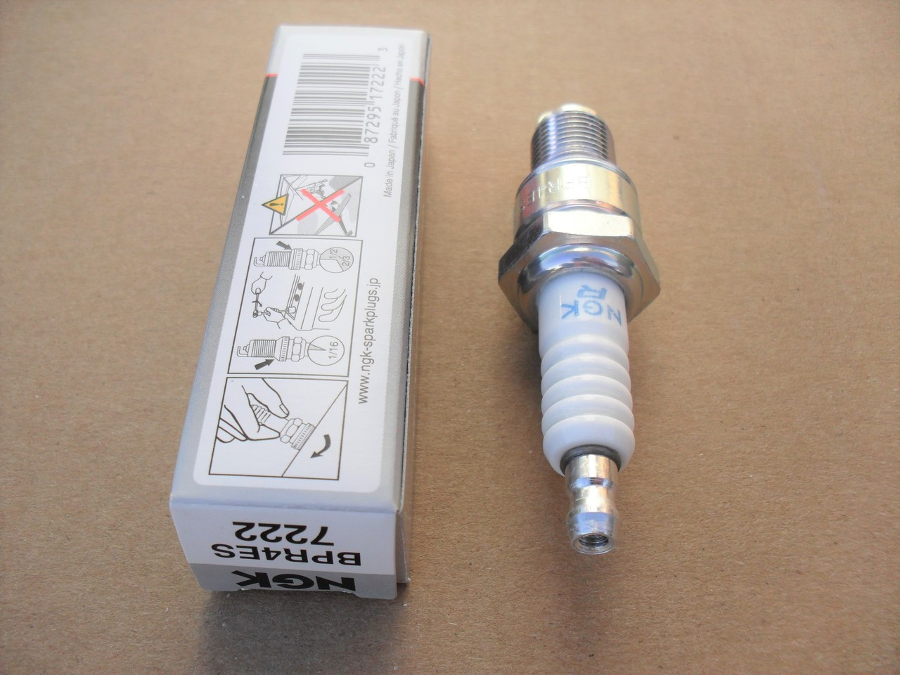 Spark Plug for Yamaha MX250, MX300, MX360, MX400, 947020081900, 94702-00819-00, NGK-BPR4ESO