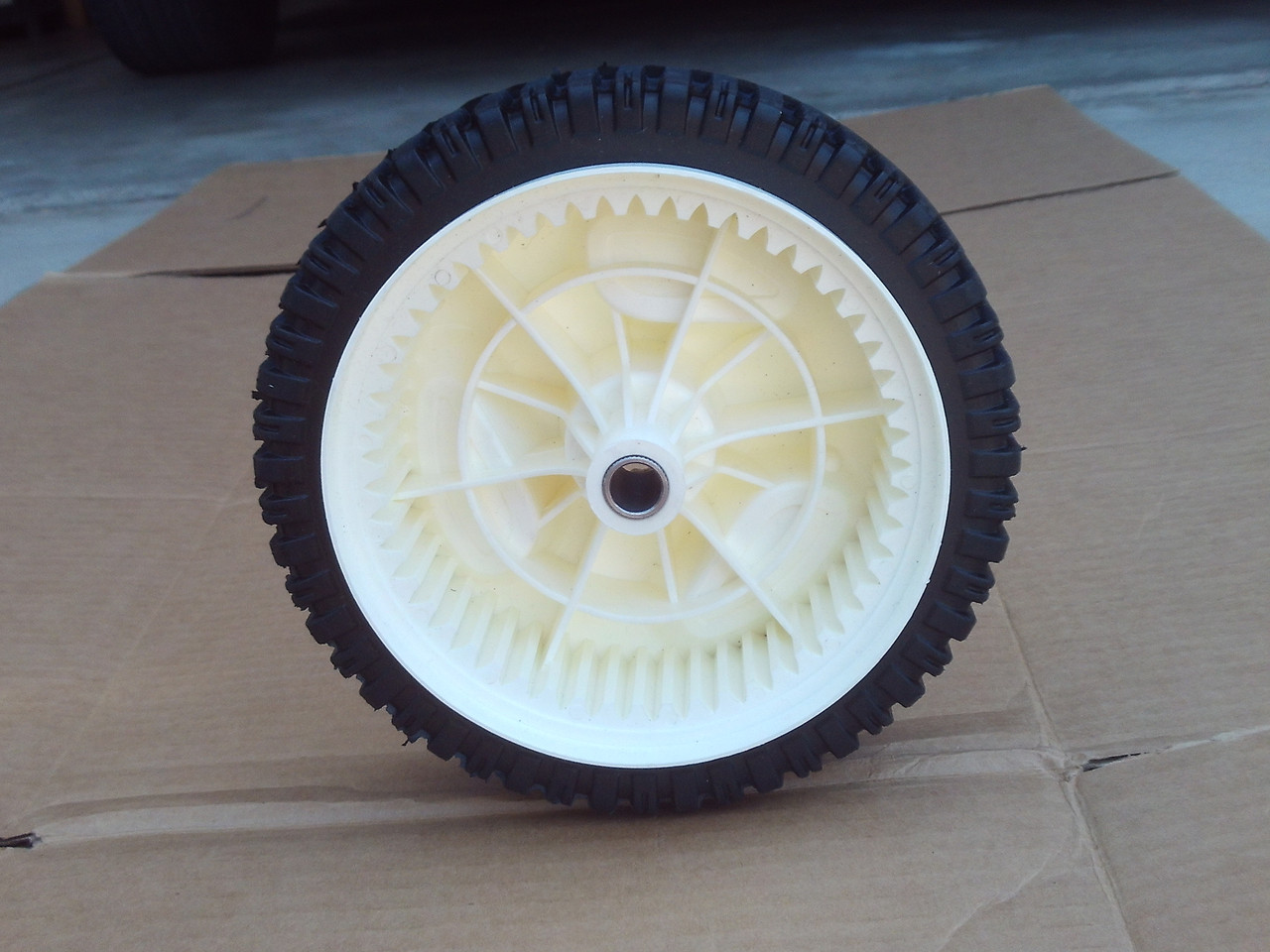 Drive Wheel for AYP Craftsman 407755X427 Self Propelled 917.376742, 917.371722, 917.253410, 917.371663, 917.371664, 917.371722, 917.371920, 917.371930, 917.376450, 917.376460, 917.376741, 917.376784, 917.376785