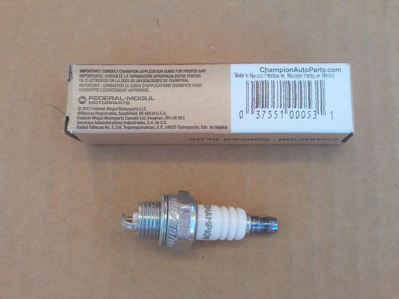 Champion CJ7Y Spark Plug 853