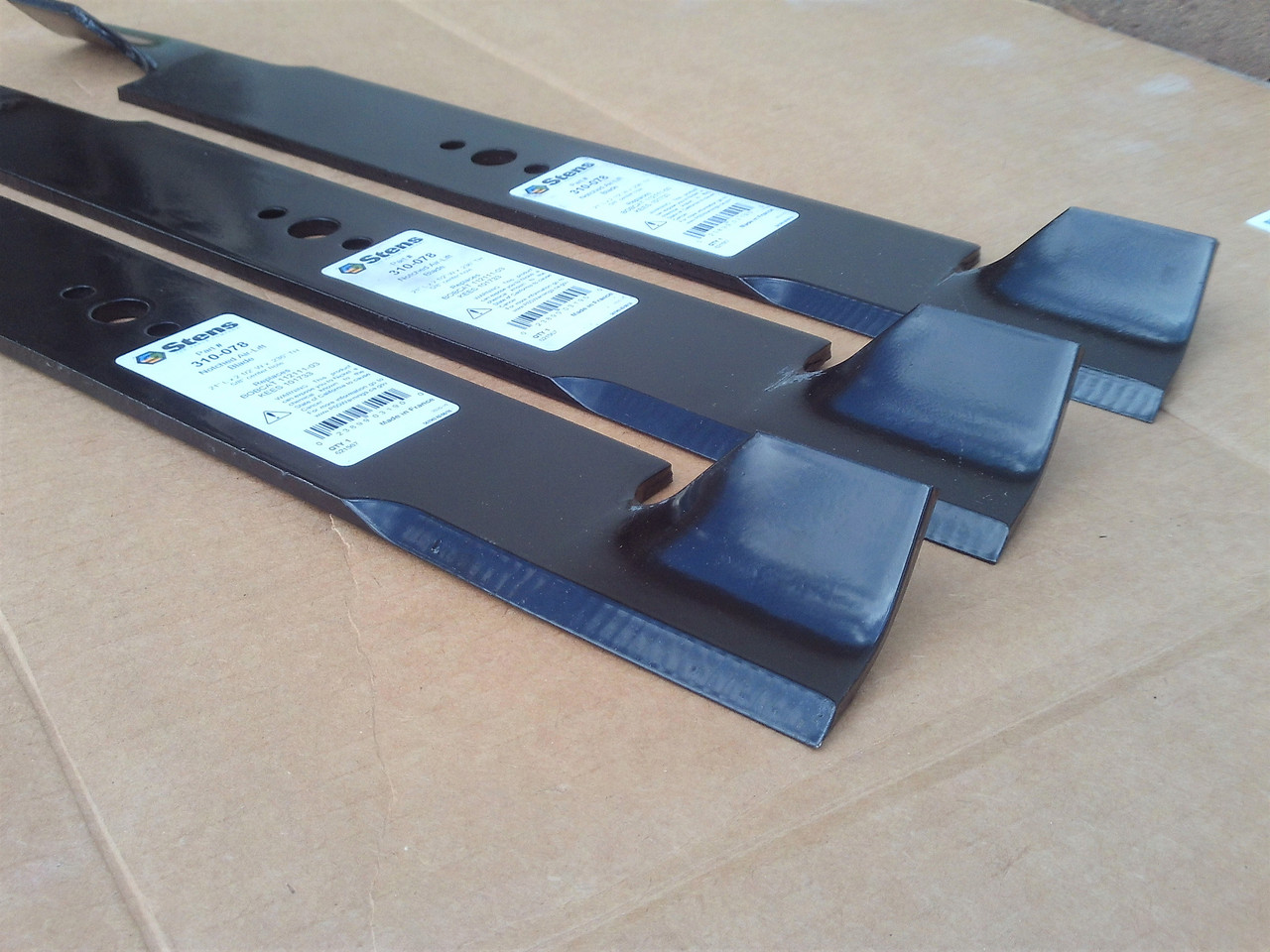 Blades for Lastec 61" Cut P128, P-128 Set of 3 Air Lift
