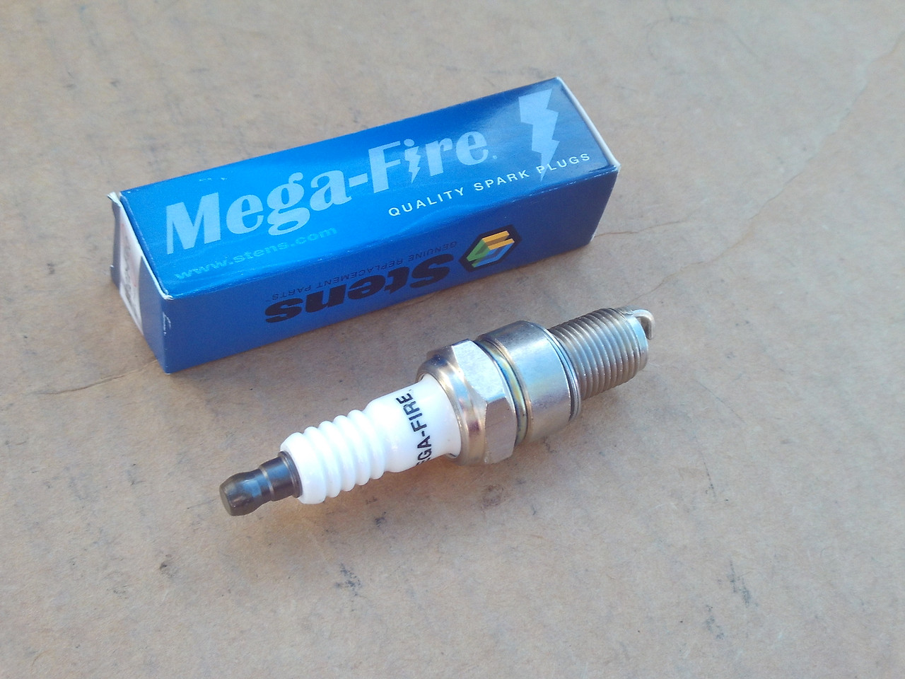 Spark Plug for Yamaha MX775, MX800, MX825, 947020023400, 94702-00234-00, 130-014