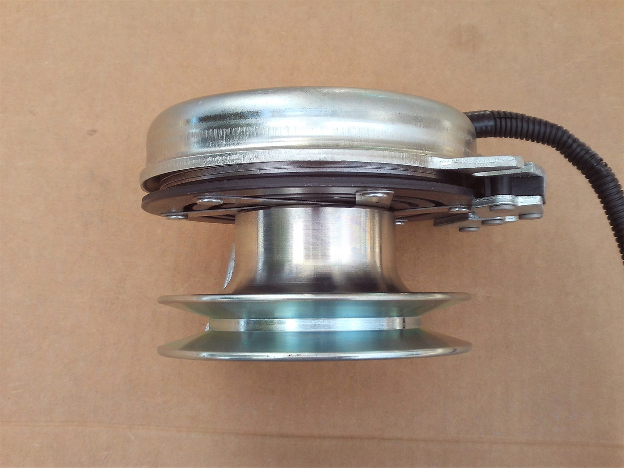 Electric PTO Clutch for Craftsman 717-04183, 717-04622, 917-04183, 917-04622, GT1A-MT09