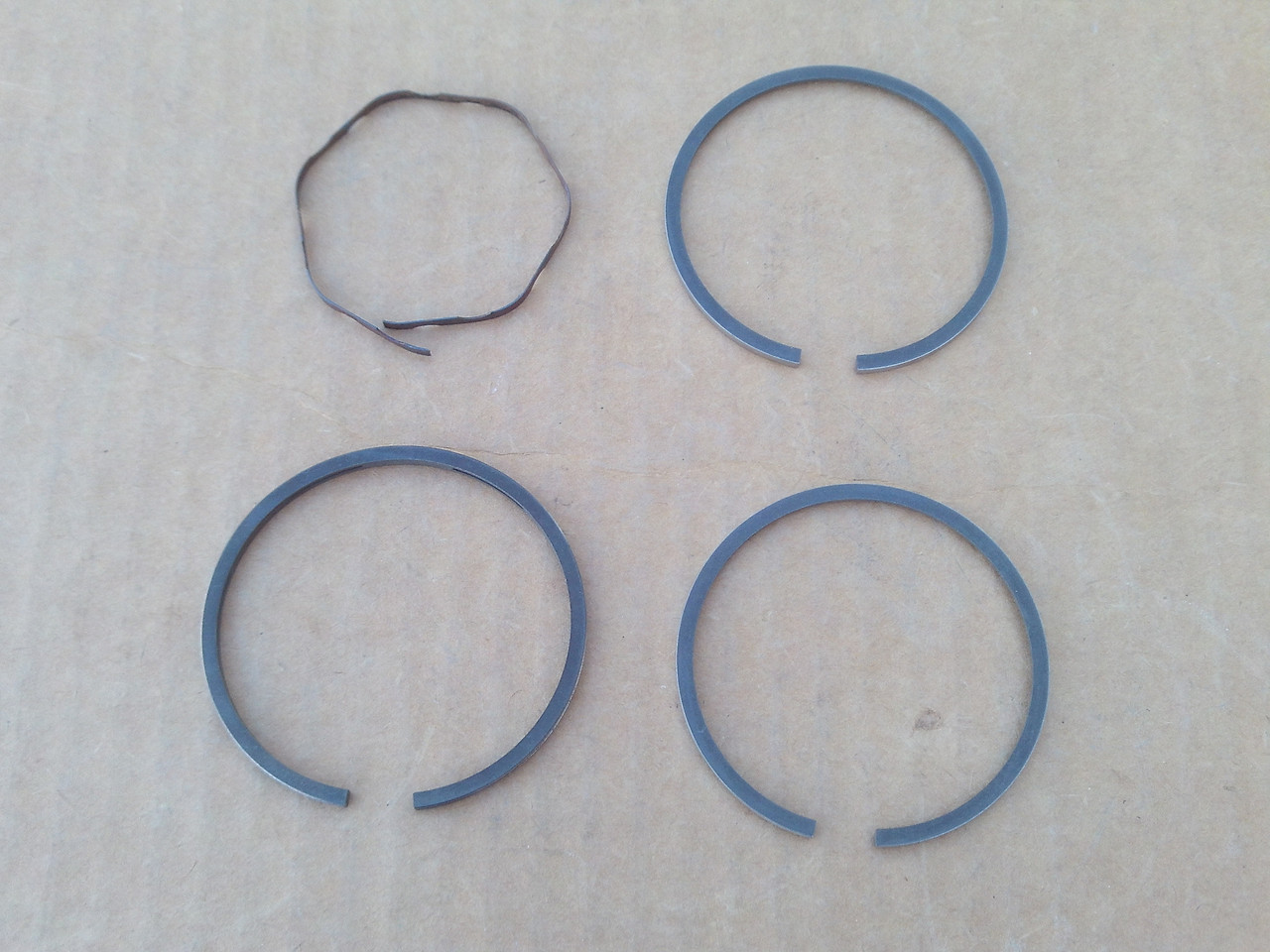 Tecumseh Piston Rings for HS50 LEV115 OHH60 40006 36076 Craftsman