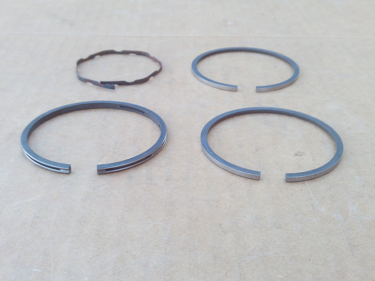 Tecumseh Piston Rings for HS50 LEV115 OHH60 40006 36076 Craftsman