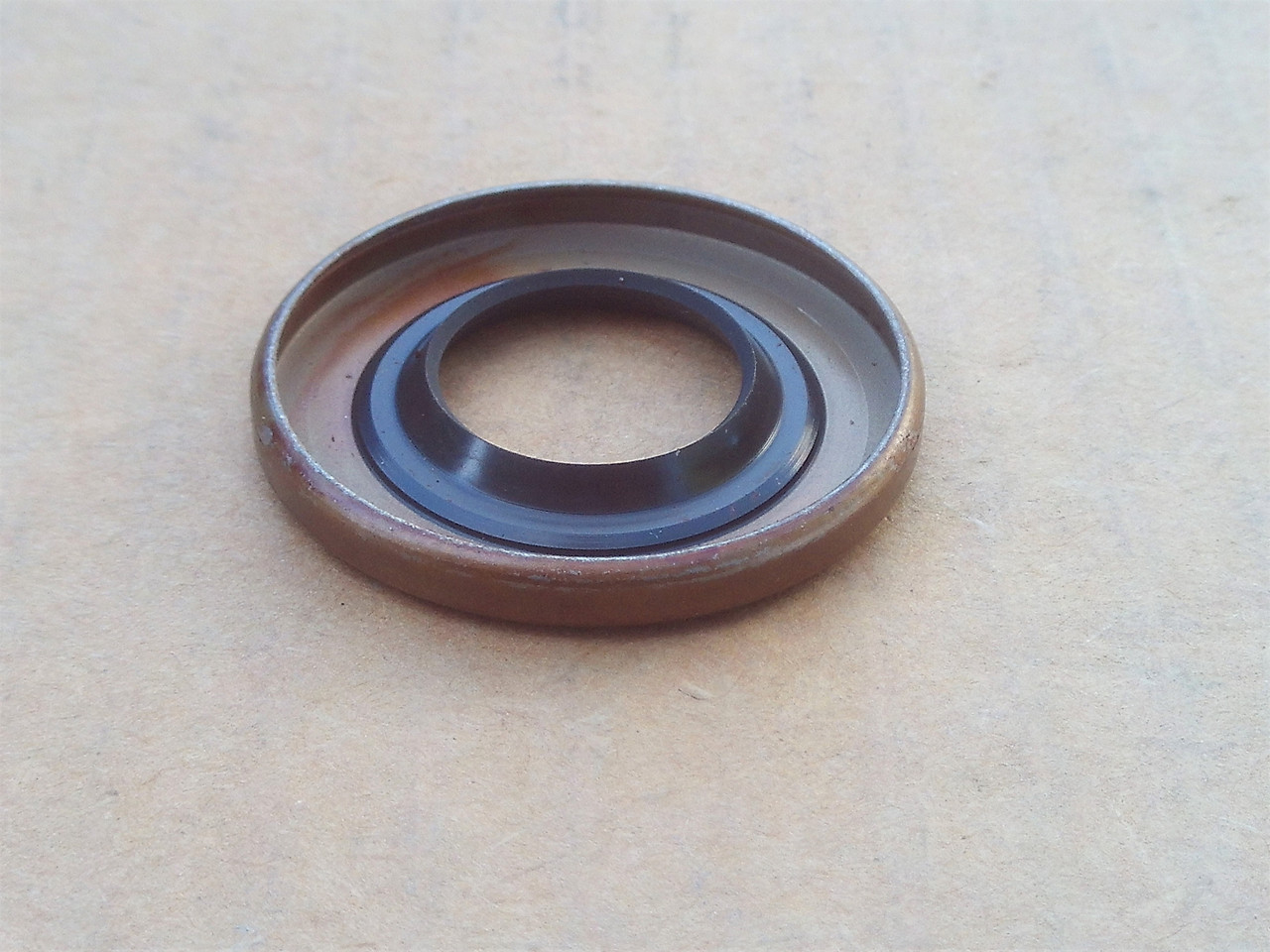 Tecumseh 28540 Crankshaft rear oil seal for H25, H30