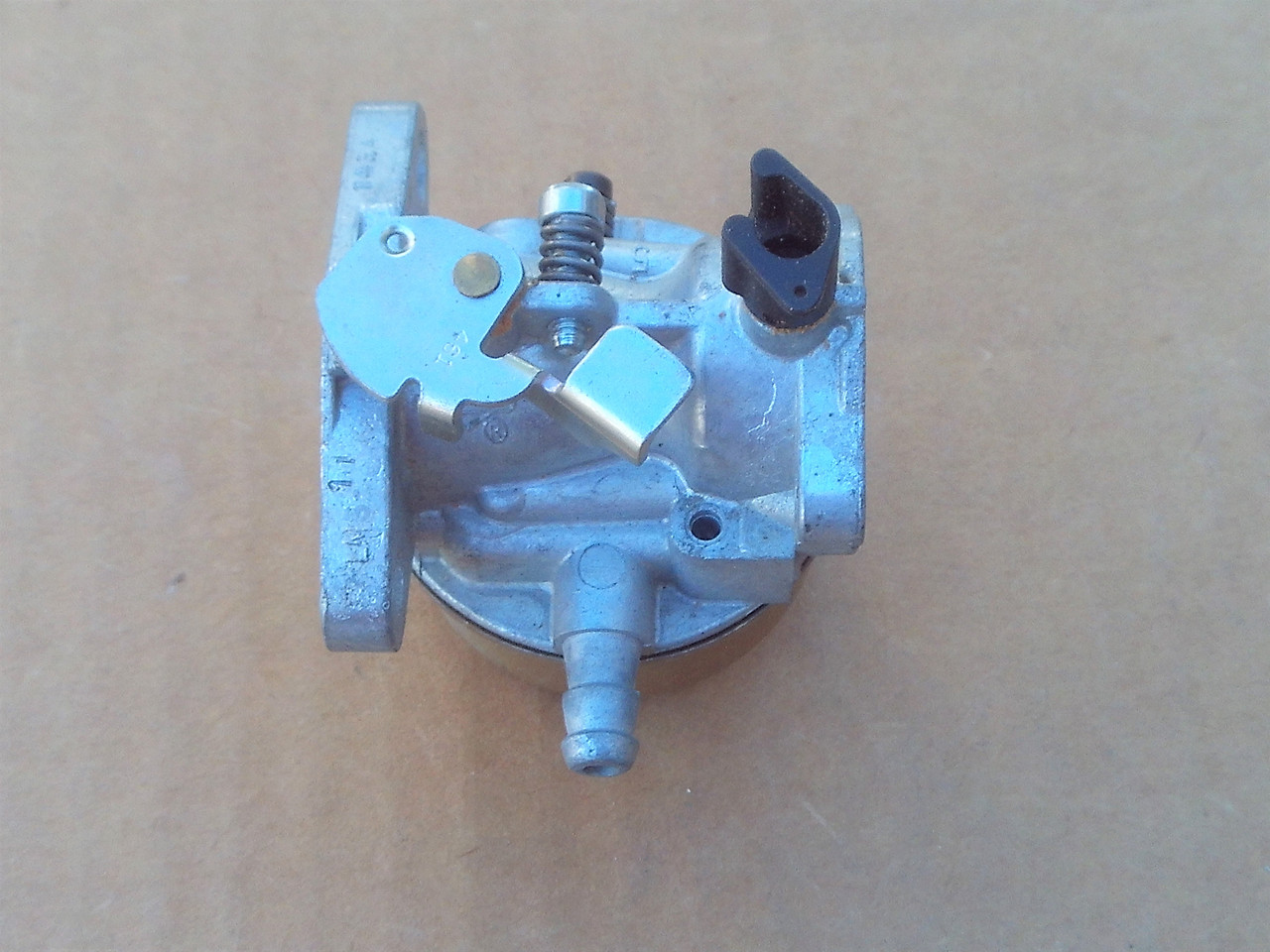 Briggs and Stratton Carburetor 492588, 110702, 110707, 110782 &